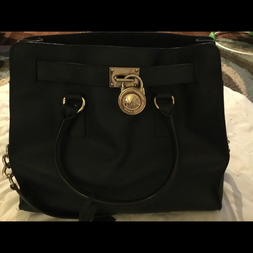 Micheal Kors Large Purse